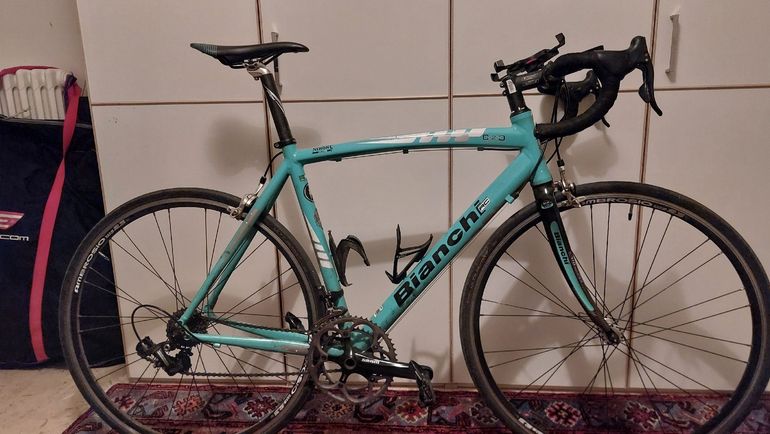 Tweedehands Bianchi Via Nirone Campagnolo Record 2020 Road & Gravel — afbeelding 1 van 4