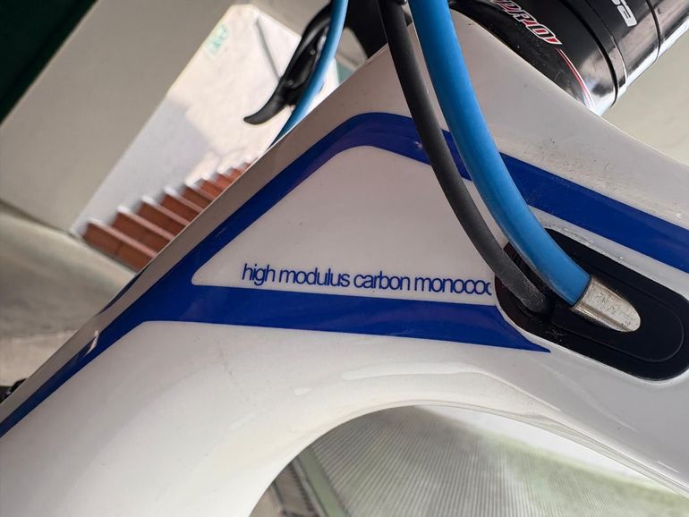 Used Wilier Cento1 SR 2016 Road & Gravel, White — image 8 of 10