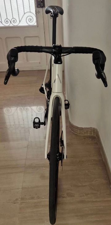 Used Aurum Magma 2024 2024 Road & Gravel, White — image 2 of 3