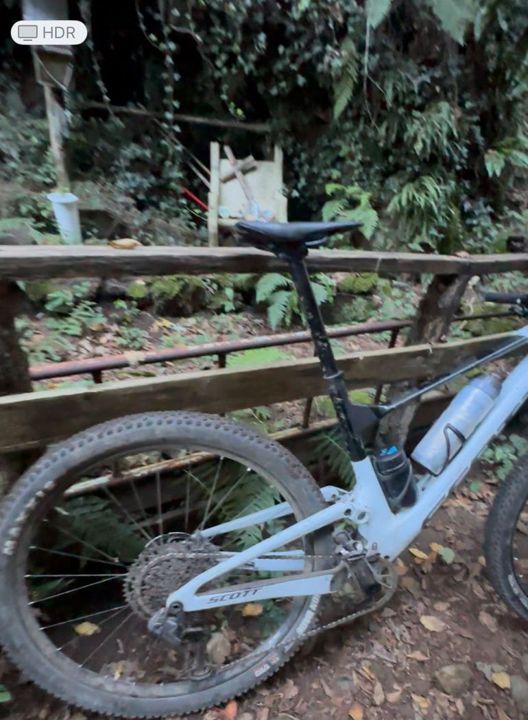 Used Scott RC TEAM 2025 2025 Mountainbike, White — image 3 of 3
