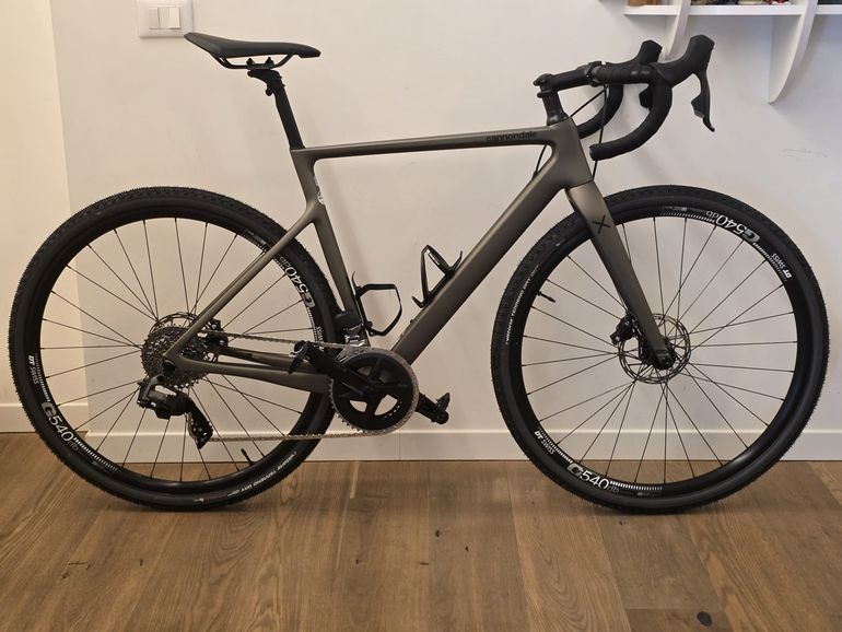 Used Cannondale SuperSix EVO SE 2024 2024 Road & Gravel, Light Gray — image 1 of 7