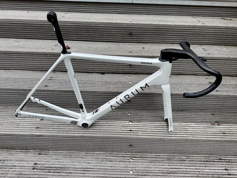 Used Aurum Magma V1 2022 Road & Gravel, White — image 1 of 17