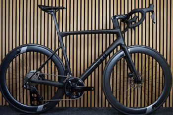 Used BMC Teammachine Shimano 105 Di2 2024 Road & Gravel