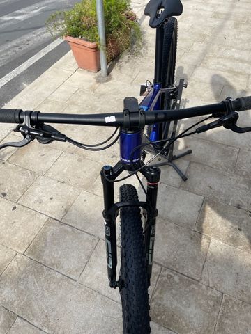 Used Orbea Alma M30 2025 Mountainbike, Blue — image 4 of 6