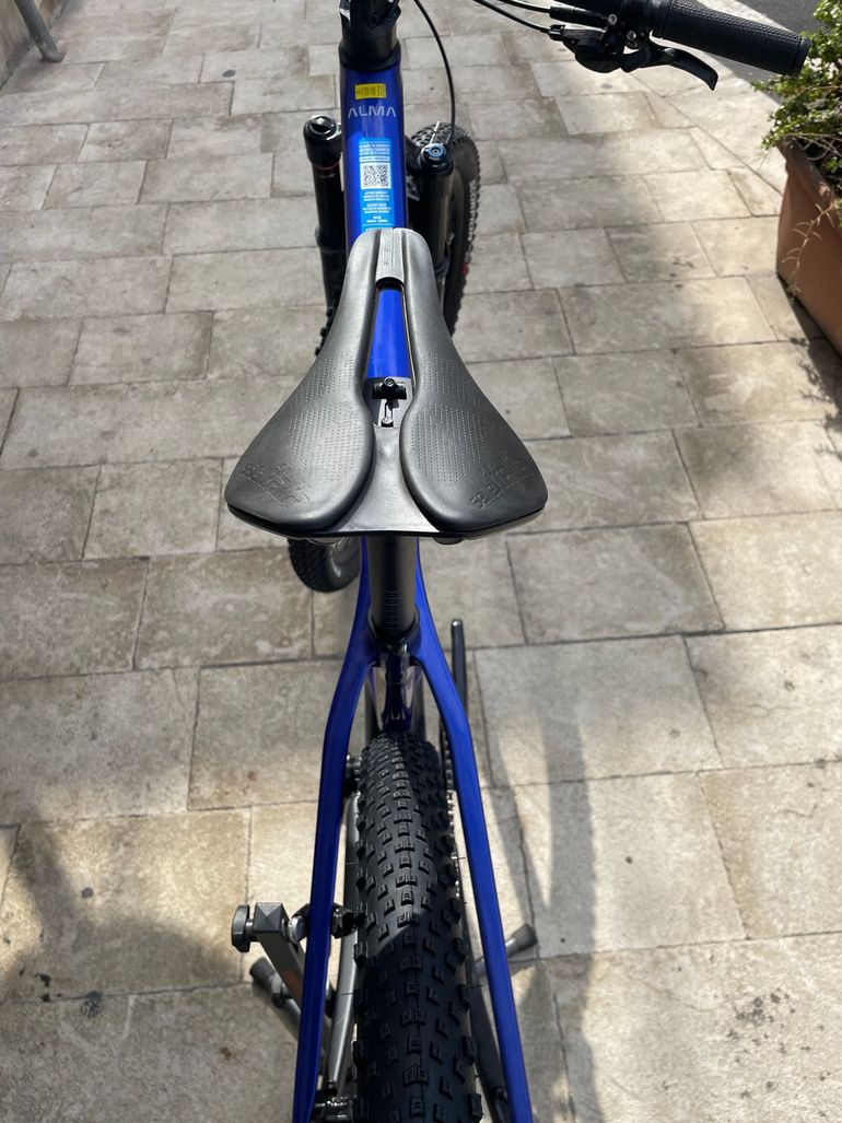 Used Orbea Alma M30 2025 Mountainbike, Blue — image 5 of 6