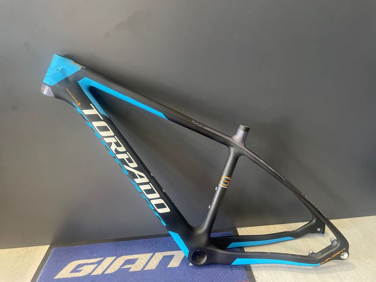 Used Torpado Nearco S 2018 Mountainbike, Black — image 2 of 4