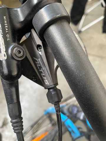 Used Merida Crossway40 2017 Mountainbike, Blue — image 7 of 7