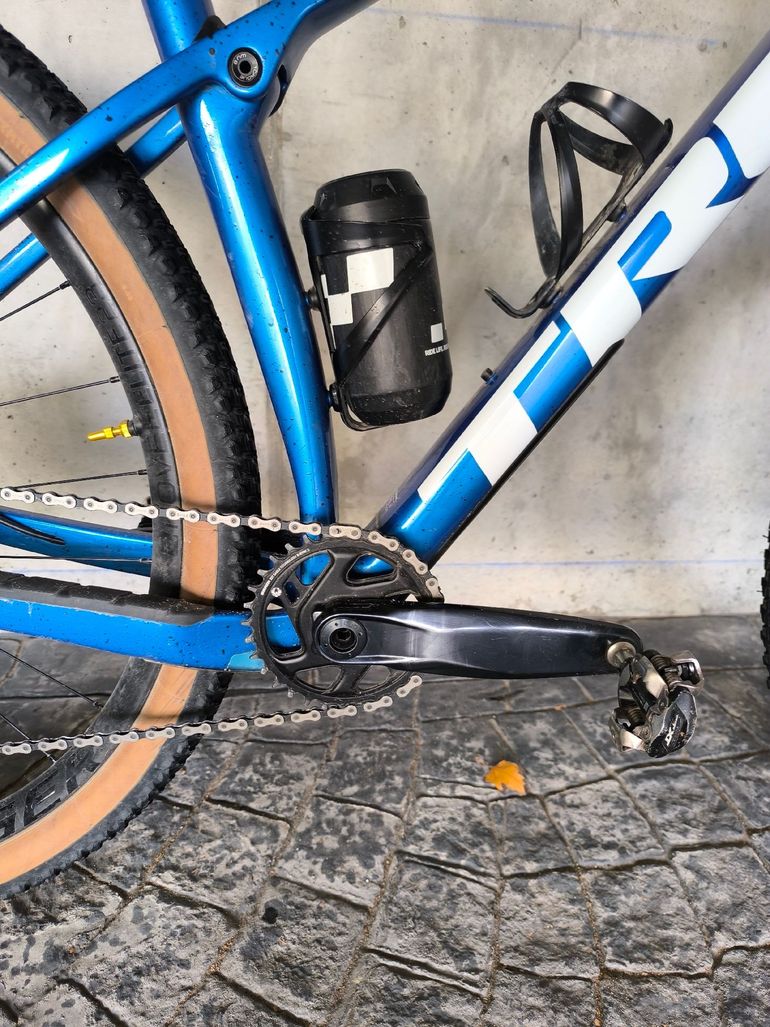 Used Trek Procaliber 9.7 2023 2023 Mountainbike, Blue, 29, 27.5 — image 4 of 6
