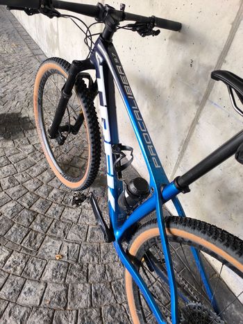 Used Trek Procaliber 9.7 2023 2023 Mountainbike, Blue, 29, 27.5 — image 6 of 6