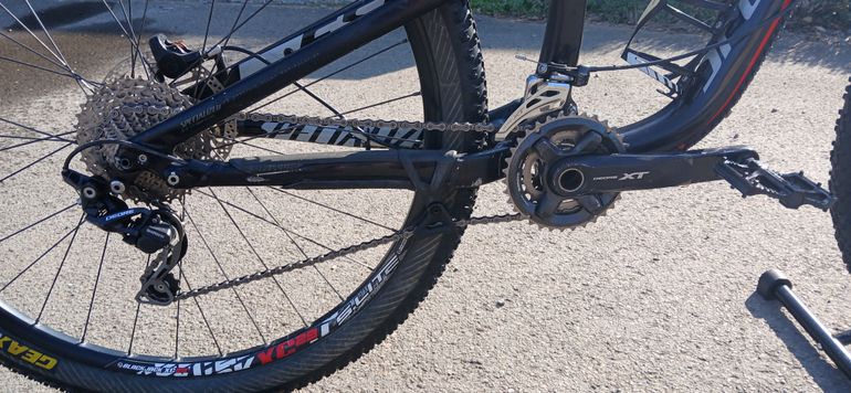 Used Specialized Stumpjumper Shimano Deore XT 2012 Mountainbike, Black — image 5 of 26