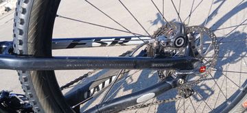 Used Specialized Stumpjumper Shimano Deore XT 2012 Mountainbike, Black — image 18 of 26