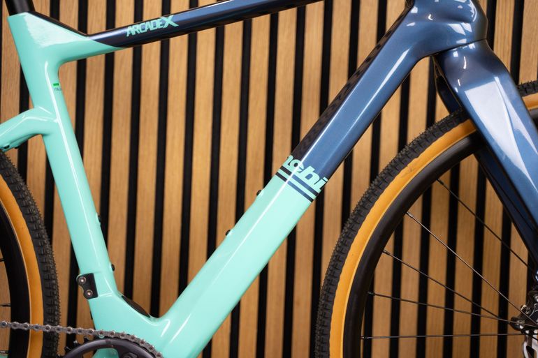 Bianchi Arcadex GRX 810 2022 2022