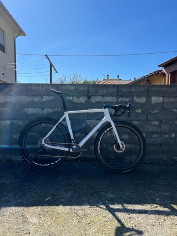 Used Basso Palta Enough Edition 2024 2024 Road & Gravel, White — image 1 of 7