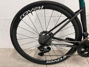 Used Specialized Tarmac SL8 2024 Road & Gravel, Green — image 18 of 18