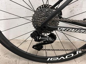 Used Specialized Tarmac SL8 2024 Road & Gravel, Green — image 4 of 18