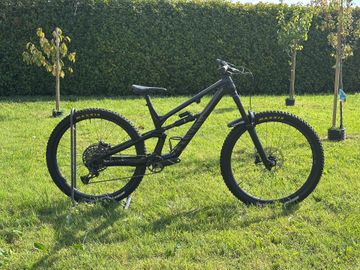 Used Canyon Torque 29 CF 7 2023 2023 Mountainbike, Black, 29 — image 1 of 9