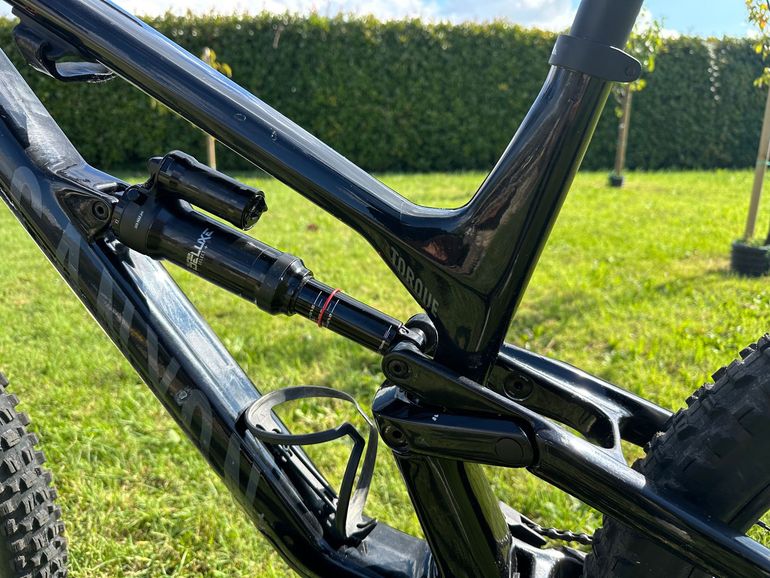 Used Canyon Torque 29 CF 7 2023 2023 Mountainbike, Black, 29 — image 8 of 9