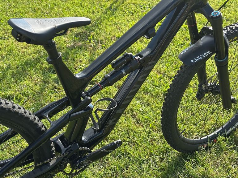 Used Canyon Torque 29 CF 7 2023 2023 Mountainbike, Black, 29 — image 2 of 9