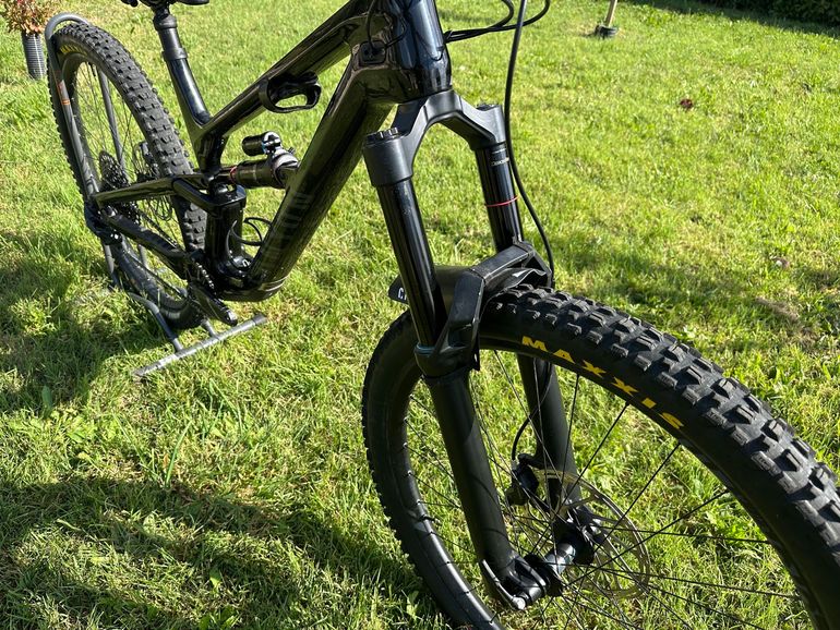 Used Canyon Torque 29 CF 7 2023 2023 Mountainbike, Black, 29 — image 4 of 9