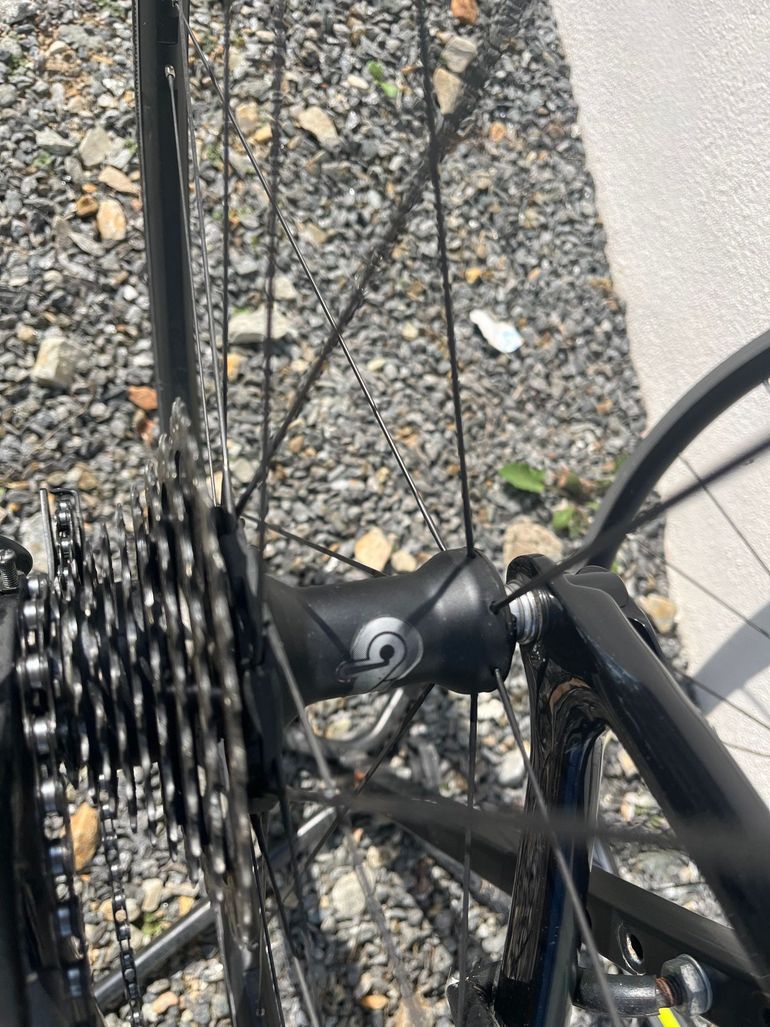 Used Scott Addict 30 2018 2018 Road & Gravel, Black — image 17 of 18