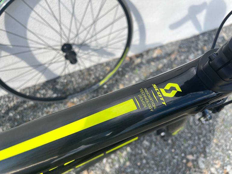 Used Scott Addict 30 2018 2018 Road & Gravel, Black — image 9 of 18