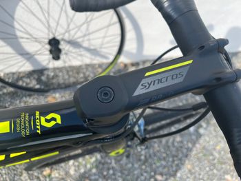 Used Scott Addict 30 2018 2018 Road & Gravel, Black — image 10 of 18