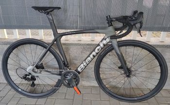 Used Bianchi Oltre XR3 - Chorus 2022 2022 Road & Gravel
