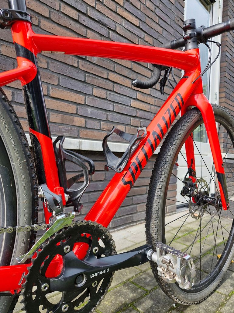 Used Specialized Diverge E5 2023 2023 Road & Gravel, Red — image 6 of 15