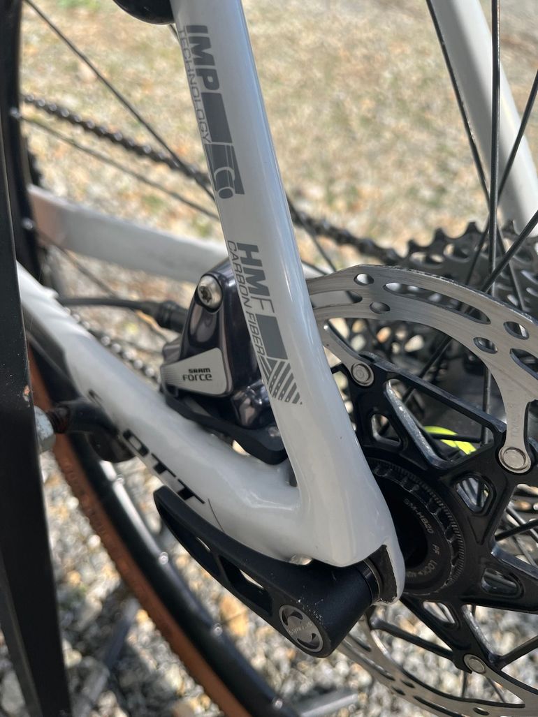 Used Scott Addict SRAM Force 2018 Road & Gravel, White — image 16 of 17
