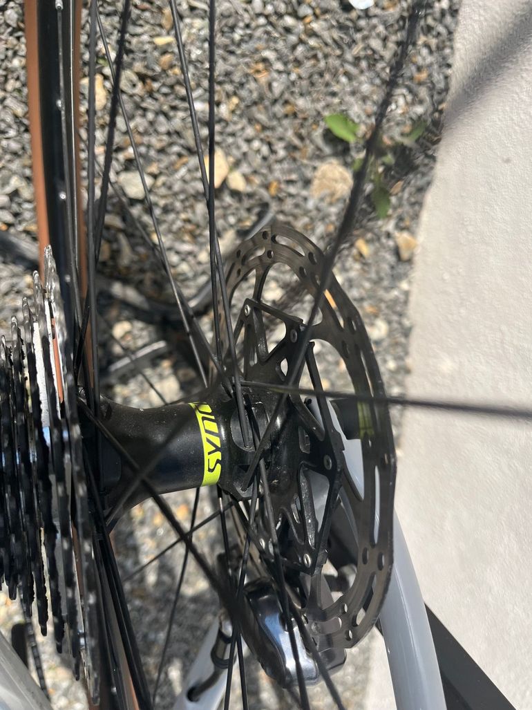 Used Scott Addict SRAM Force 2018 Road & Gravel, White — image 15 of 17