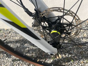Used Scott Addict SRAM Force 2018 Road & Gravel, White — image 12 of 17