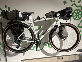 Specialized, Diverge Expert Carbon 2023