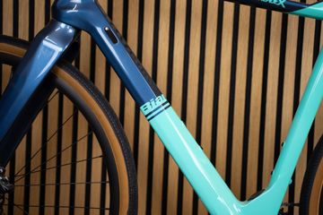 Gebrauchtes Bianchi Arcadex - GRX 810 2022 2022 Road & Gravel, Blau — Bild 6 von 8