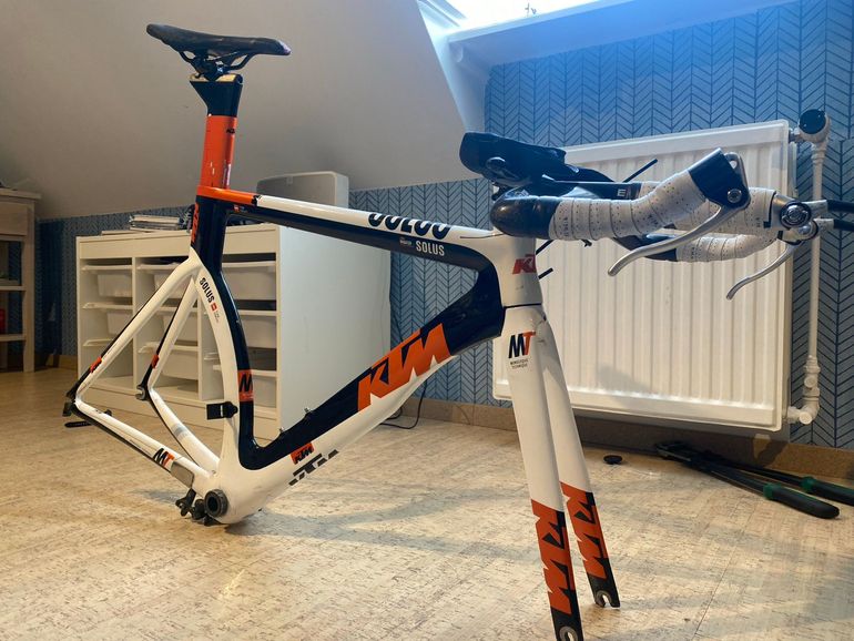 Used KTM SOLUS MASTER 2015 2015 Road & Gravel, White — image 5 of 9