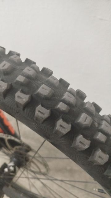 Used Propain Tyee 2024 2024 Mountainbike, Light Gray — image 5 of 7