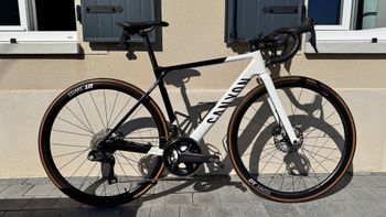 Used Canyon Ultimate Shimano Ultegra Di2 2023 Road & Gravel