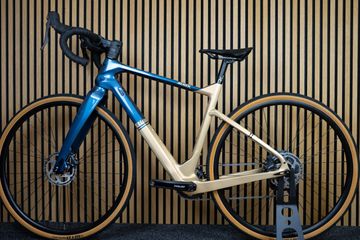 Używany Bianchi Arcadex - GRX 810 2022 2022 Road & Gravel — zdjęcie 2 z 10