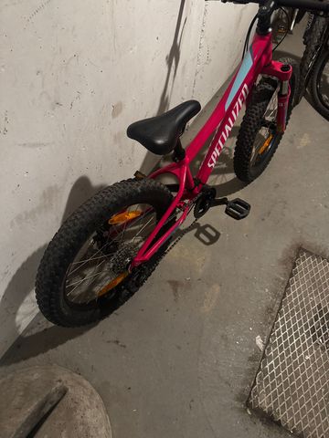 Used Specialized Rip Rock 2022 2022 Mountainbike, Purple — image 5 of 6