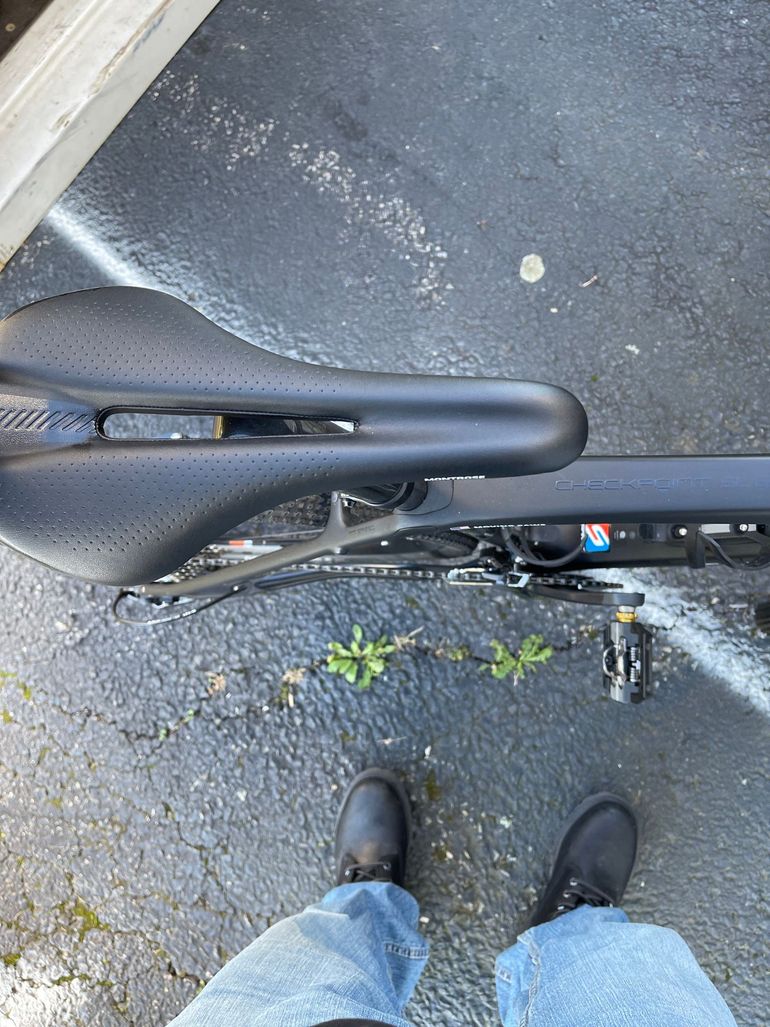Used Trek Checkpoint SL 6 2019 2019 Road & Gravel, Black — image 7 of 9