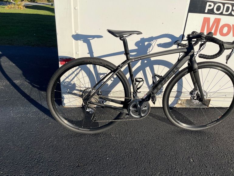 Used Trek Checkpoint SL 6 2019 2019 Road & Gravel, Black — image 1 of 9