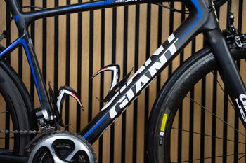 Used Giant Defy Advanced SL 0 2015 2015 Road & Gravel, Black — image 2 of 9