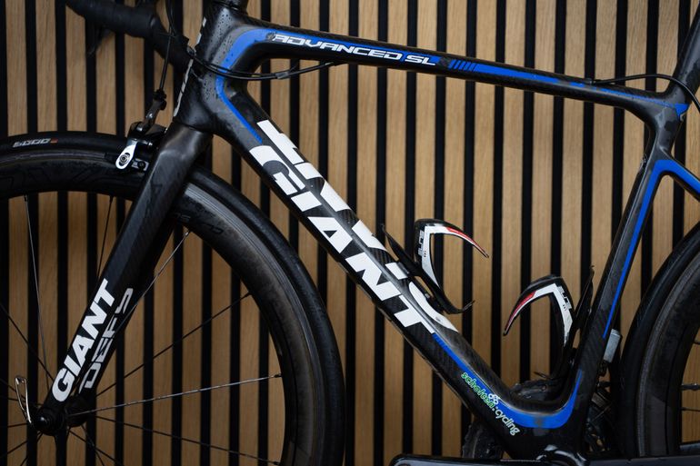 Used Giant Defy Advanced SL 0 2015 2015 Road & Gravel, Black — image 9 of 9