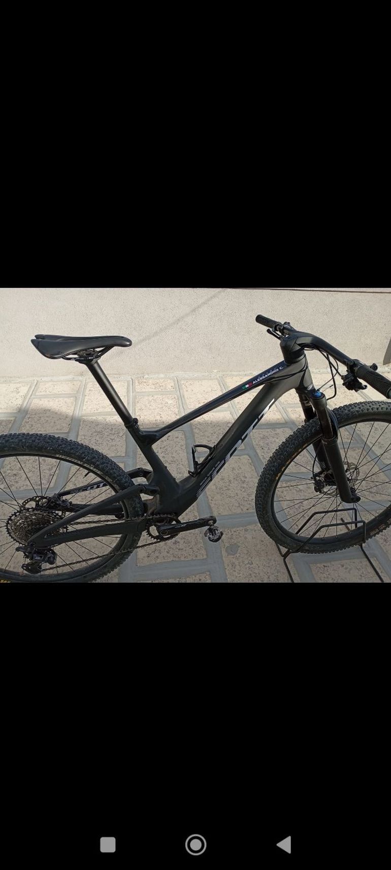 Used Scott Spark RC Team 2024 2024 Mountainbike, Black, 29 — image 2 of 6