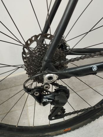 Used Thompson R9500 2022 Road & Gravel