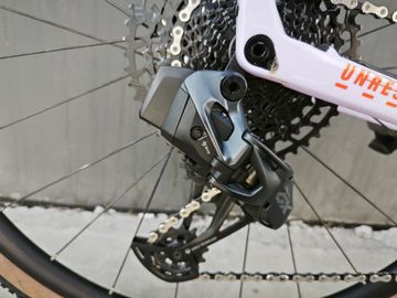 Used BMC Urs SRAM Red eTap AXS 2024 Road & Gravel, Purple — image 7 of 24