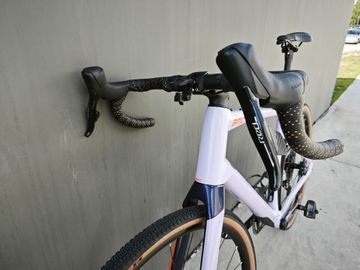 Used BMC Urs SRAM Red eTap AXS 2024 Road & Gravel, Purple — image 23 of 24