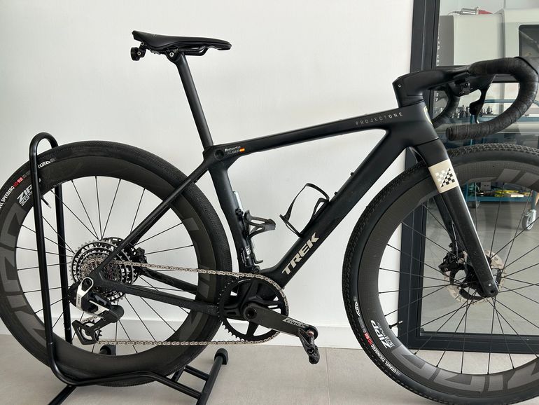 Used Trek Frameset Checkmate SLR + Cockpit Trek Aero SLR 2025 Road & Gravel, Black — image 1 of 7