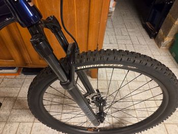 Used Kona Mahuna 2022 2022 Mountainbike, Purple, 29 — image 3 of 3
