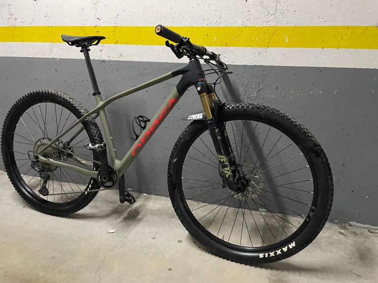 Used Orbea Alma Shimano Deore XT 2021 Mountainbike, Green — image 6 of 7