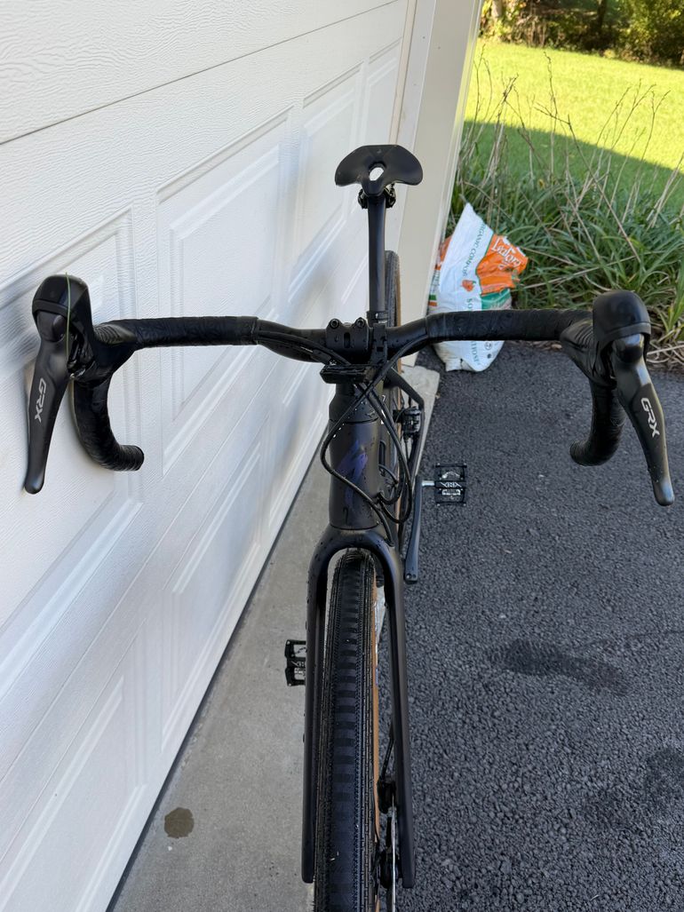 Used Specialized Diverge STR Comp 2024 2024 Road & Gravel, Black — image 3 of 3